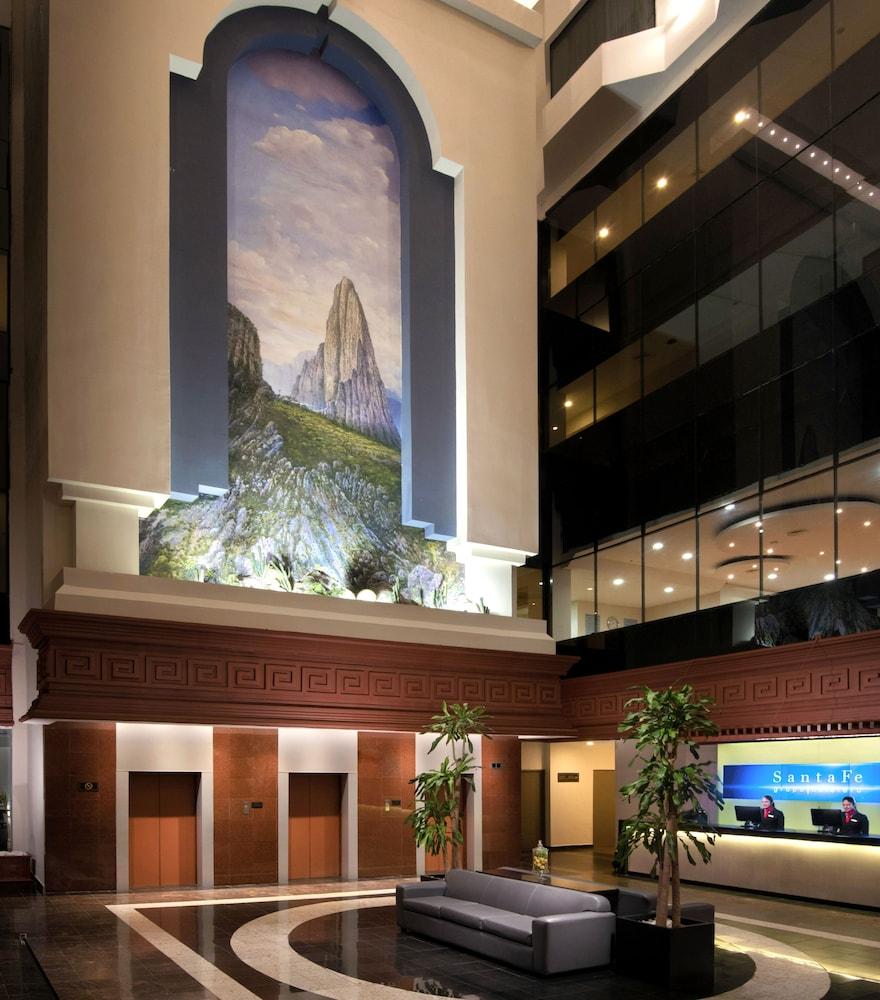 Krystal Monterrey Hotel Buitenkant foto